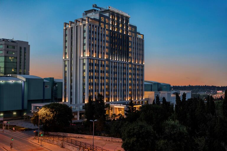 DoubleTree by Hilton Topkapı — fotoğraf 1