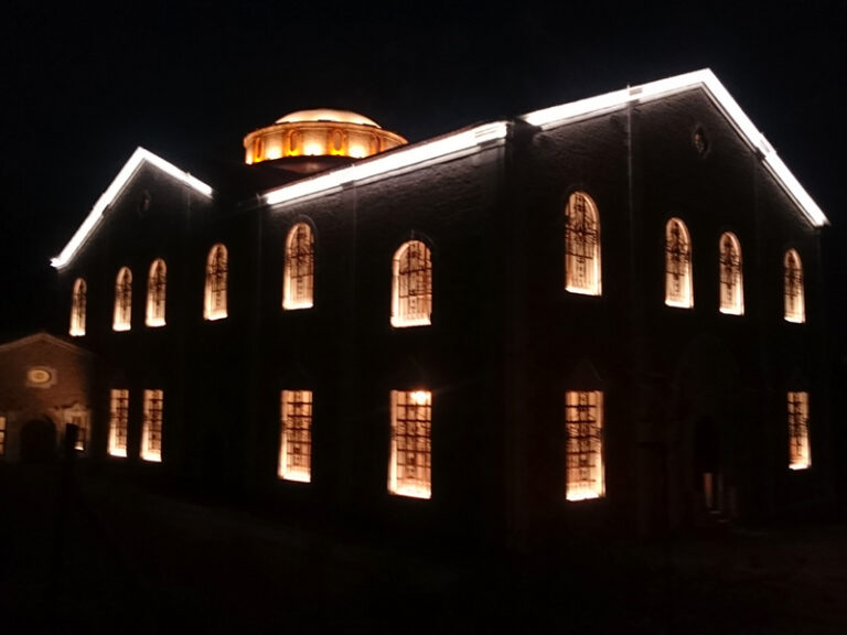 Eskişehir Sivrihisar Surp Yerrortutyun Ermeni Kilisesi — fotoğraf 3