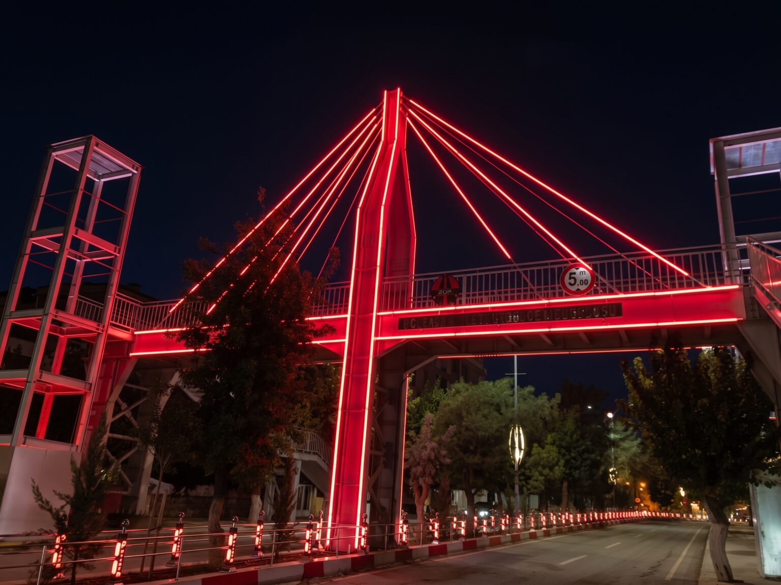 Siirt Belediyesi Üst Geçit projesi kapak fotoğrafı