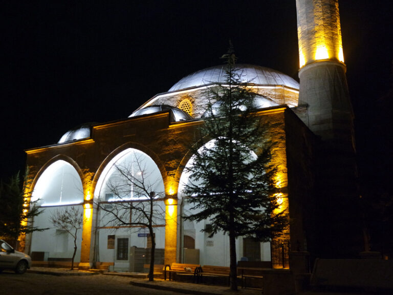 Sivrihisar Kurşunlu Camii — fotoğraf 2