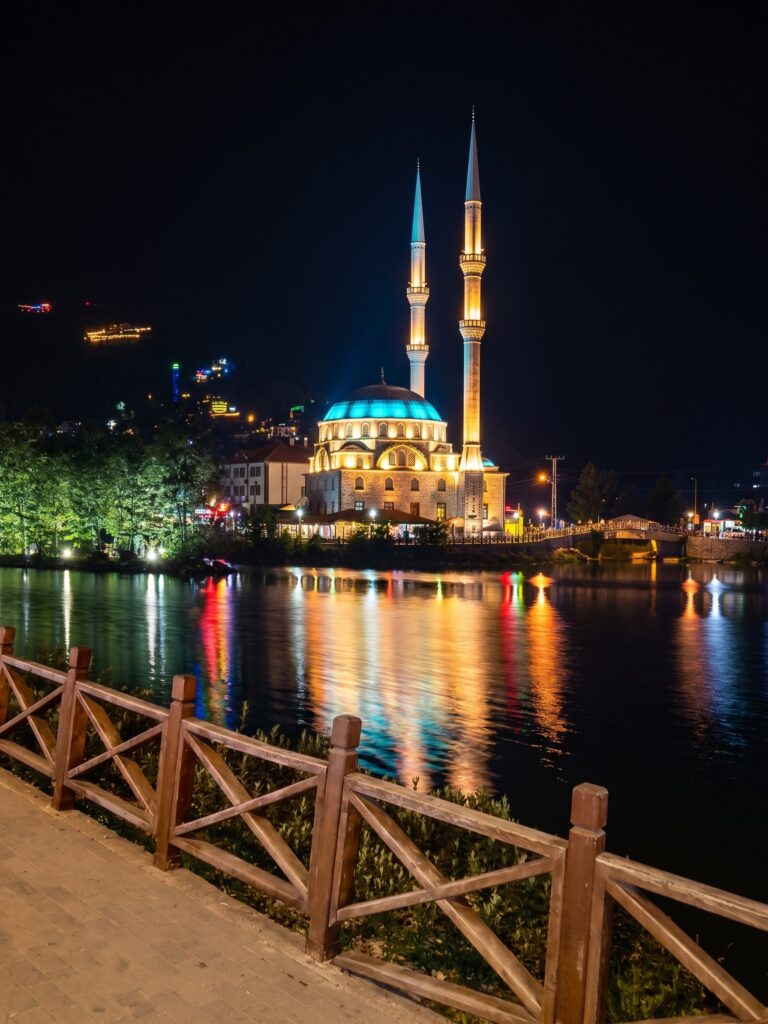 Uzungöl Cami — fotoğraf 3